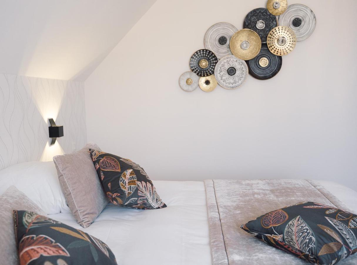 Hotel Les Agapanthes Плубаланек Екстериор снимка