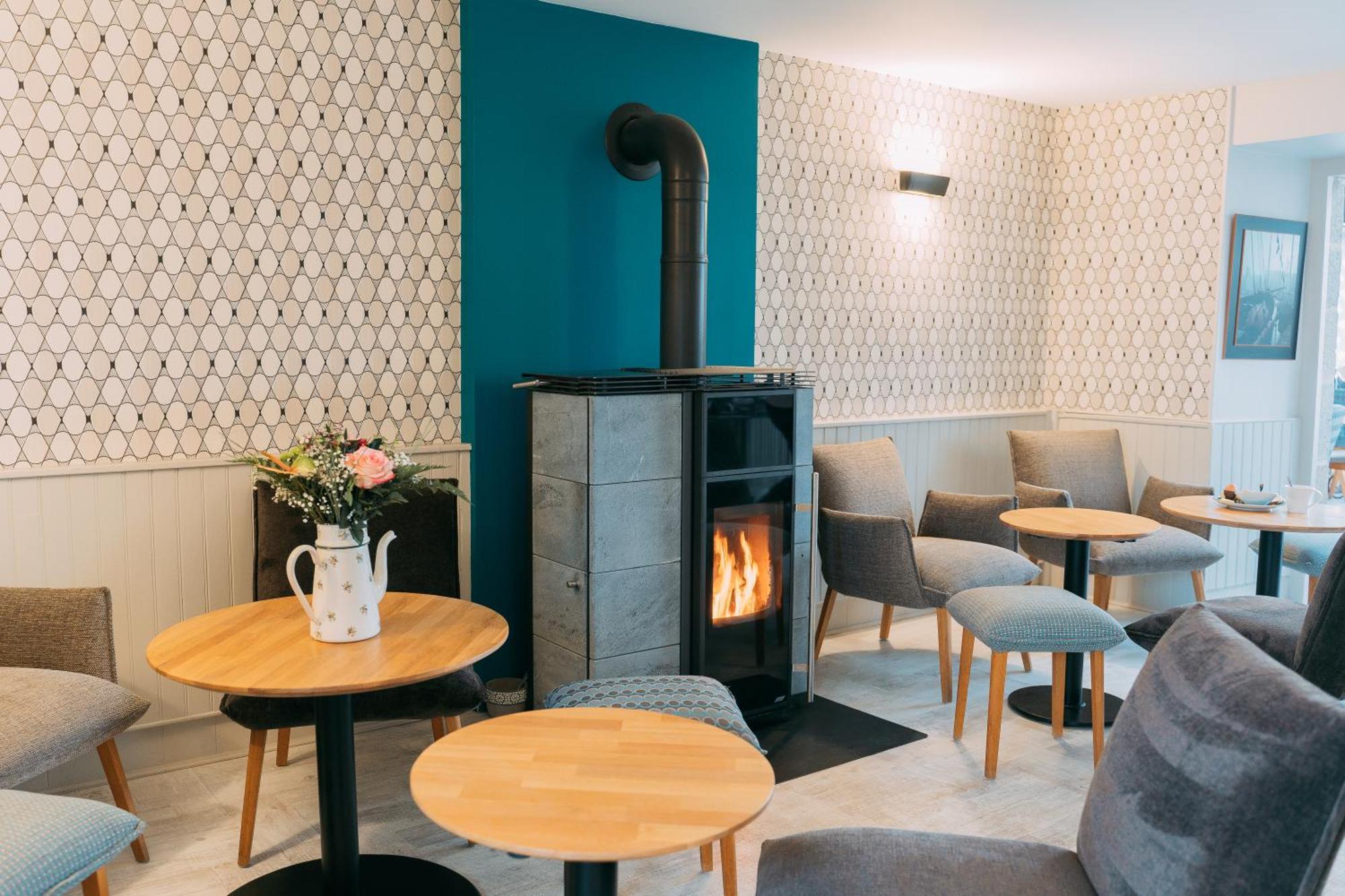 Hotel Les Agapanthes Плубаланек Екстериор снимка